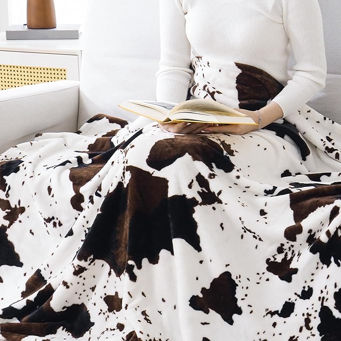 Bnuitland Cow Printed Fleece Flannel Throw Blanket, 300 GSM Double Sided Fuzzy - Image 3