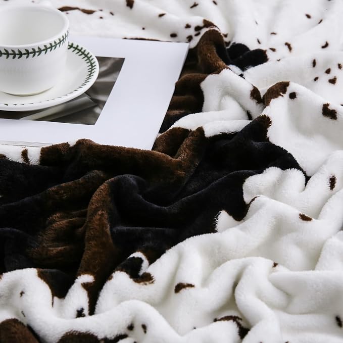 Bnuitland Cow Printed Fleece Flannel Throw Blanket, 300 GSM Double Sided Fuzzy - Image 7