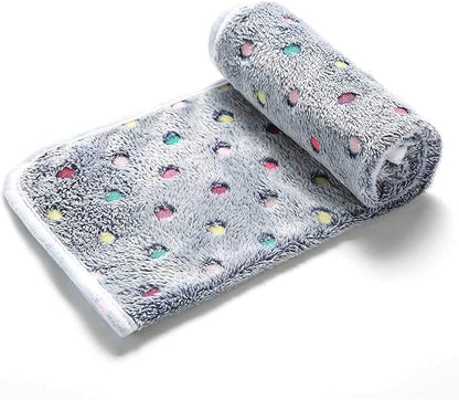 1 Pack 3 Blankets Super Soft Cute Dot Pattern Pet Blanket Flannel Throw - Image 3