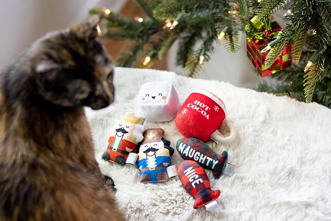 Pearhead Holiday Nutcrackers Cat Toy Set, Christmas Pet Owner Gift, Interactive - Image 6
