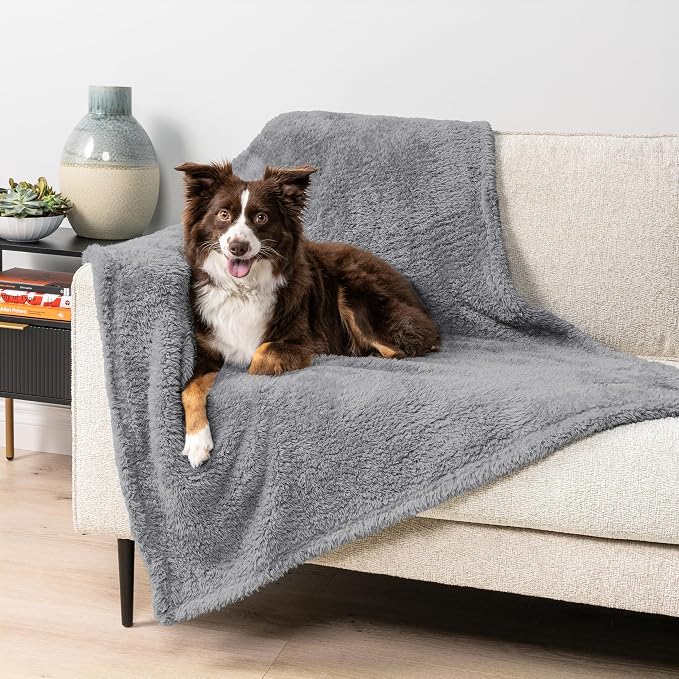 PetAmi Fluffy Waterproof Dog Blanket by PetAmi