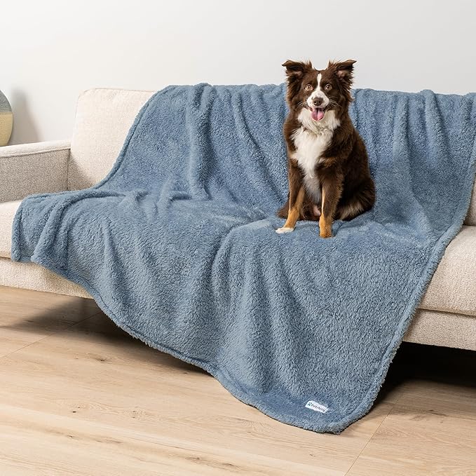 PetAmi Fluffy Waterproof Dog Blanket - Image 3