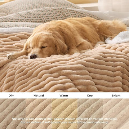 Bedsure ComfyFleece™ Waterproof Dog Blankets - Image 4
