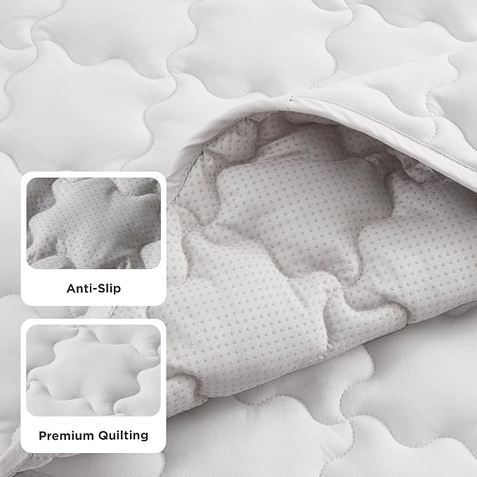 Bedsure Cooling Mat for Small Dogs – 24x18 Thin Washable Cooling Pet Pad for Cat - Image 3